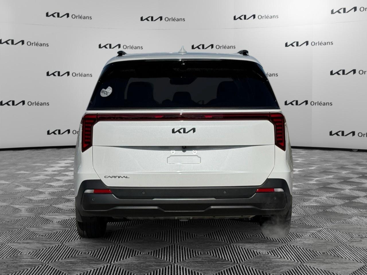 2027 Kia Carnival SX FWD Photo