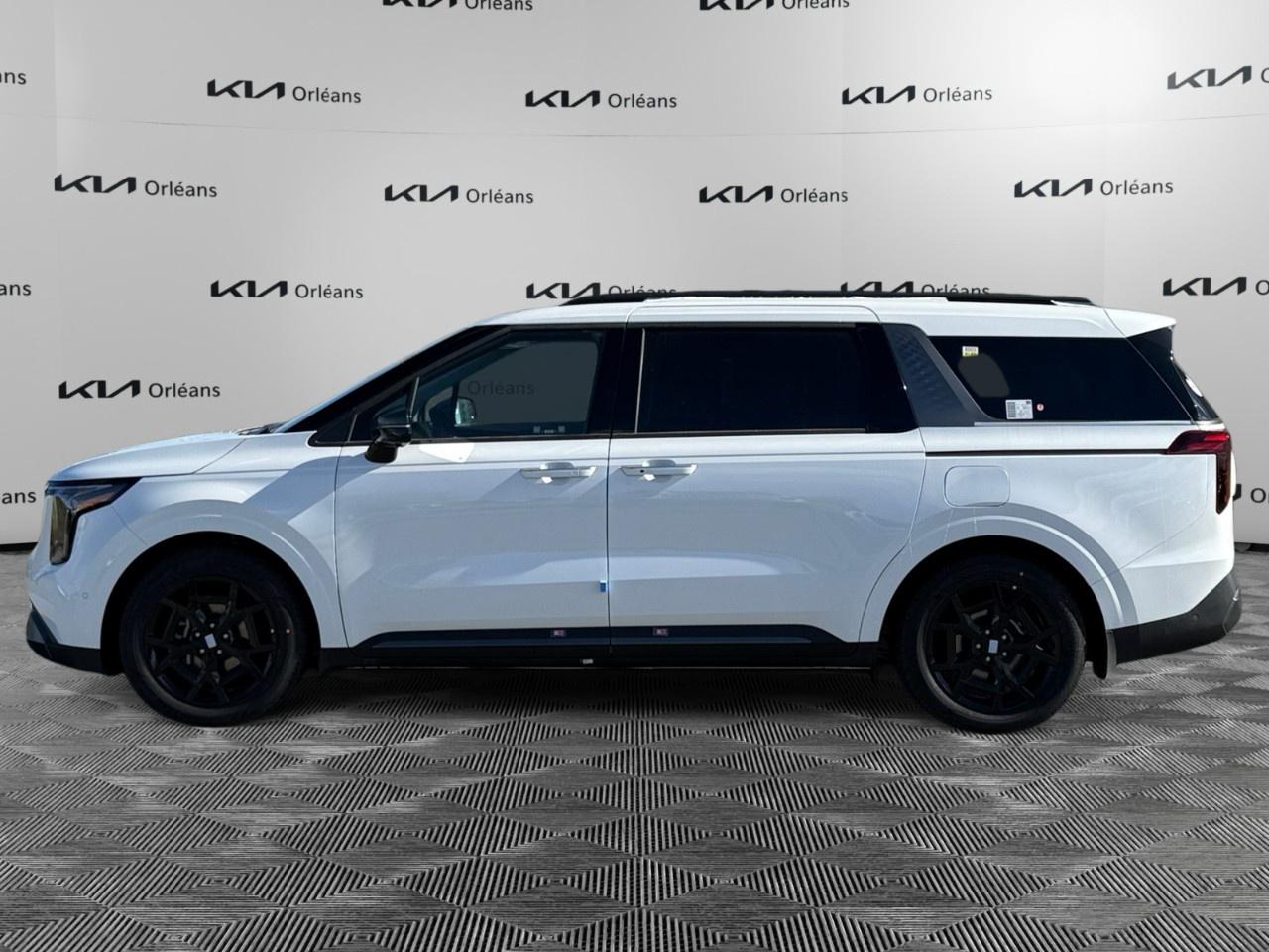 2027 Kia Carnival SX FWD Photo