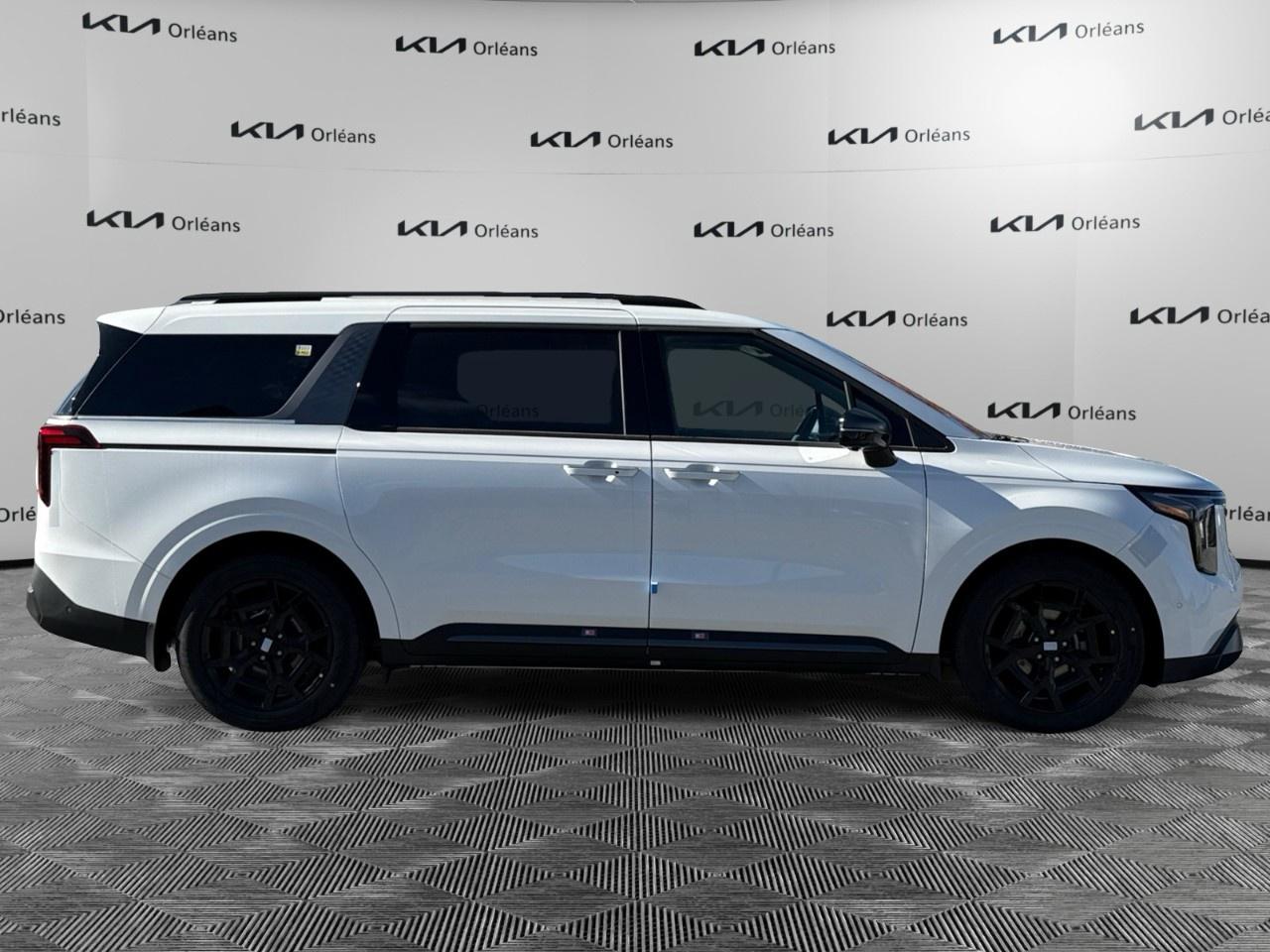 2027 Kia Carnival SX FWD Photo