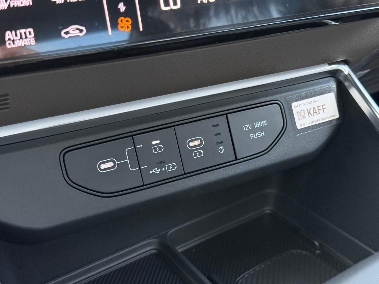 2027 Kia Carnival SX FWD Photo
