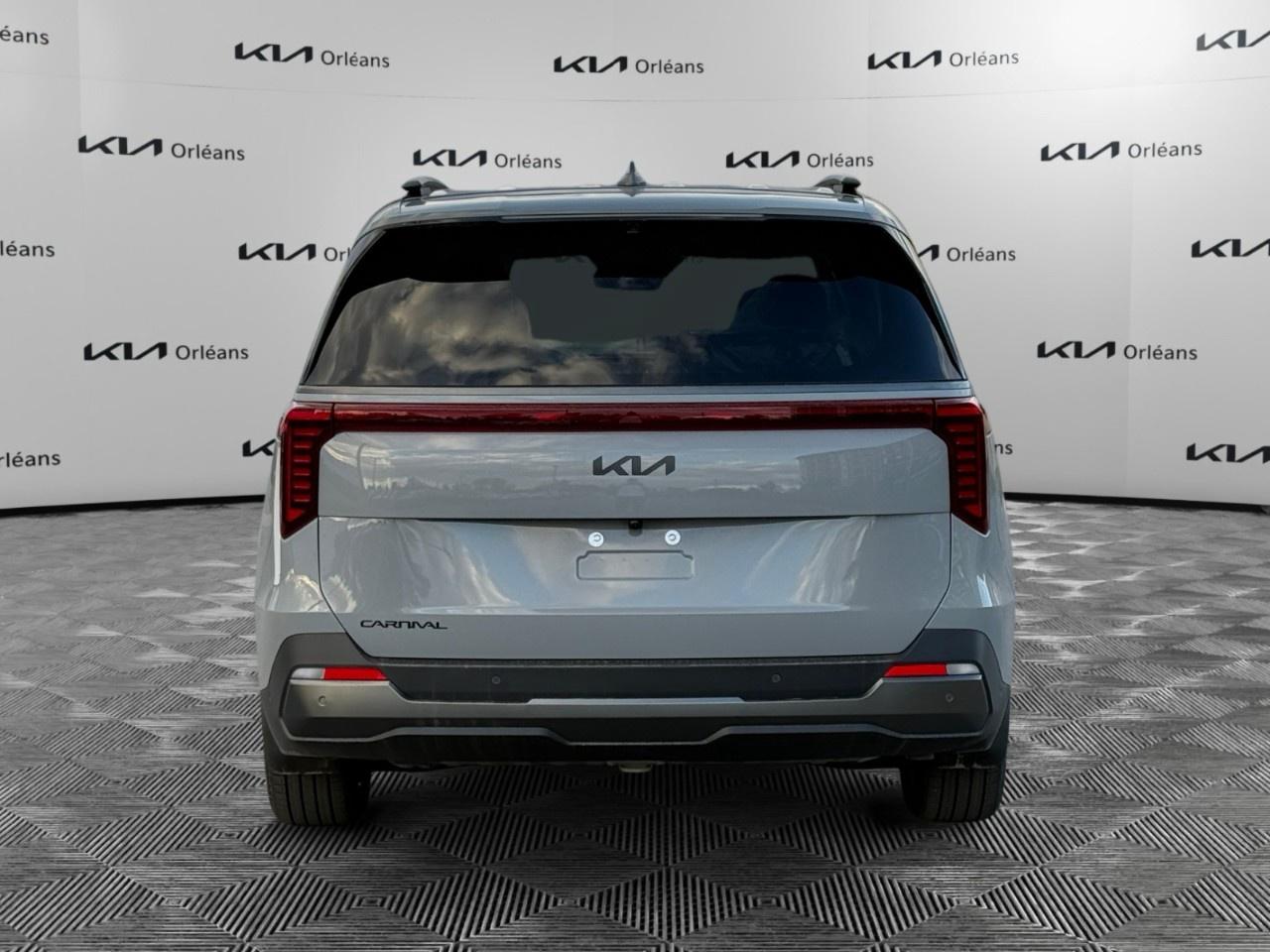 2027 Kia Carnival SX FWD Photo3