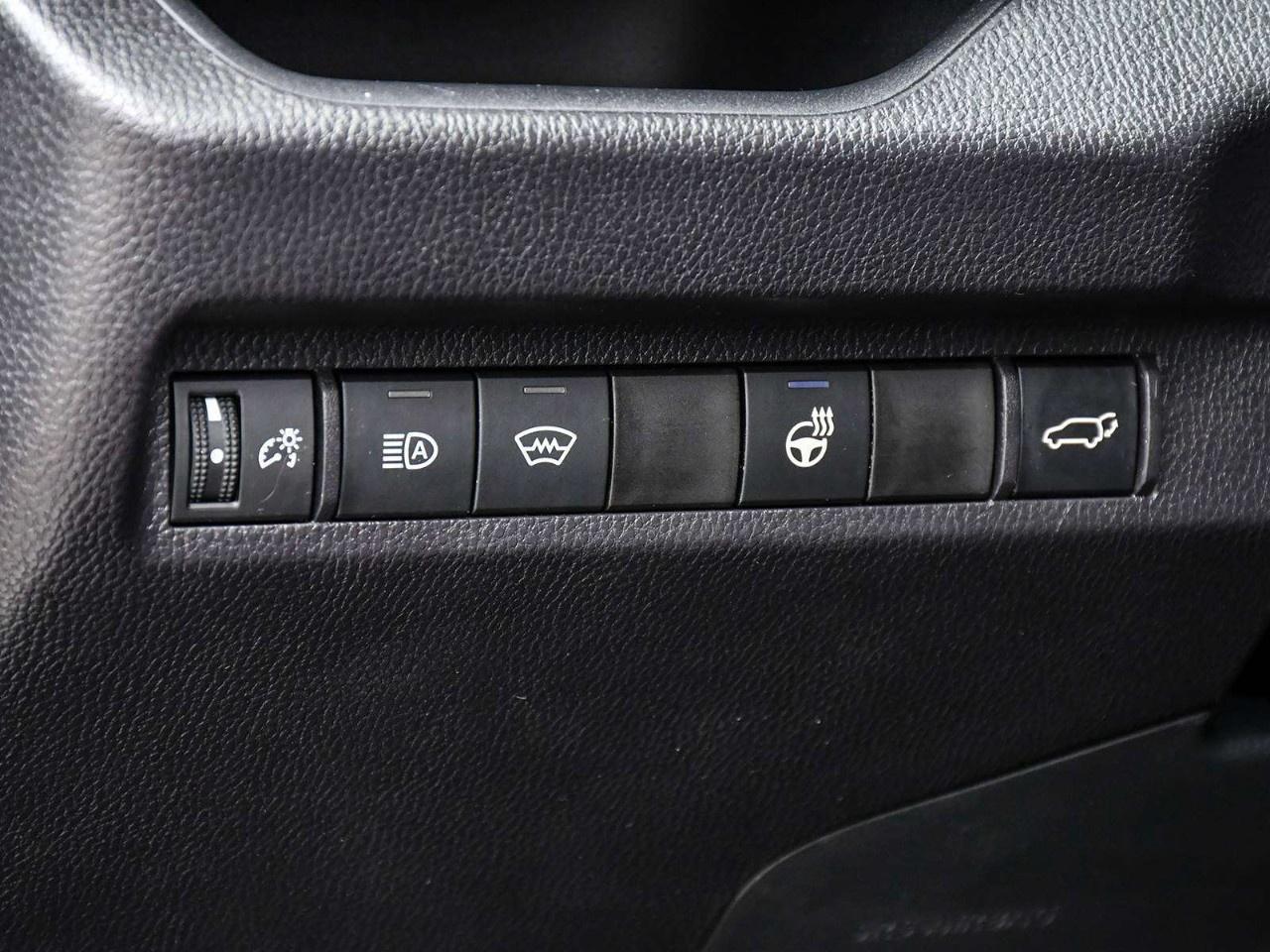 2025 Toyota RAV4 XLE AWD Photo