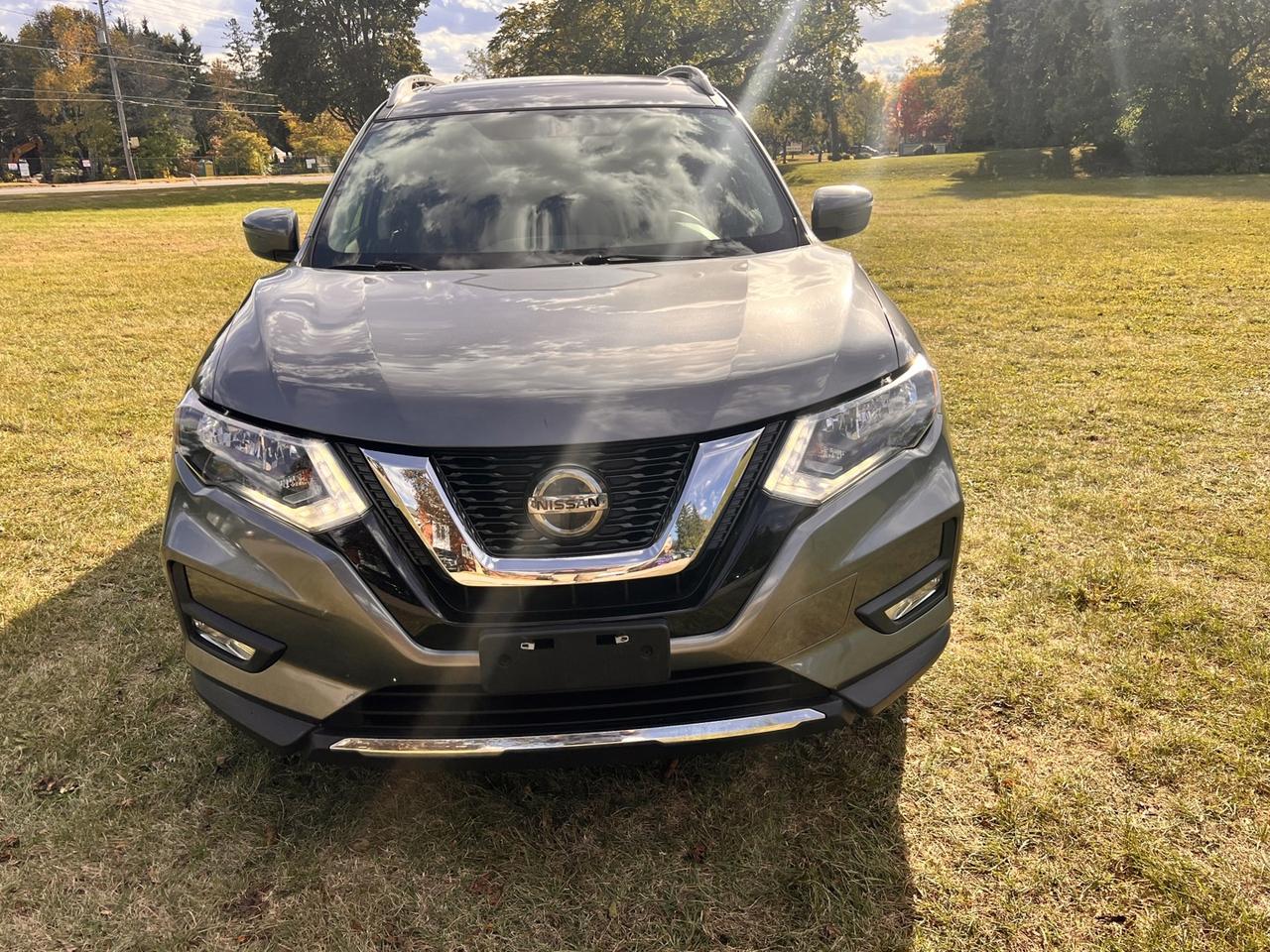 2018 Nissan Rogue SV AWD *Panoramic Roof Photo1
