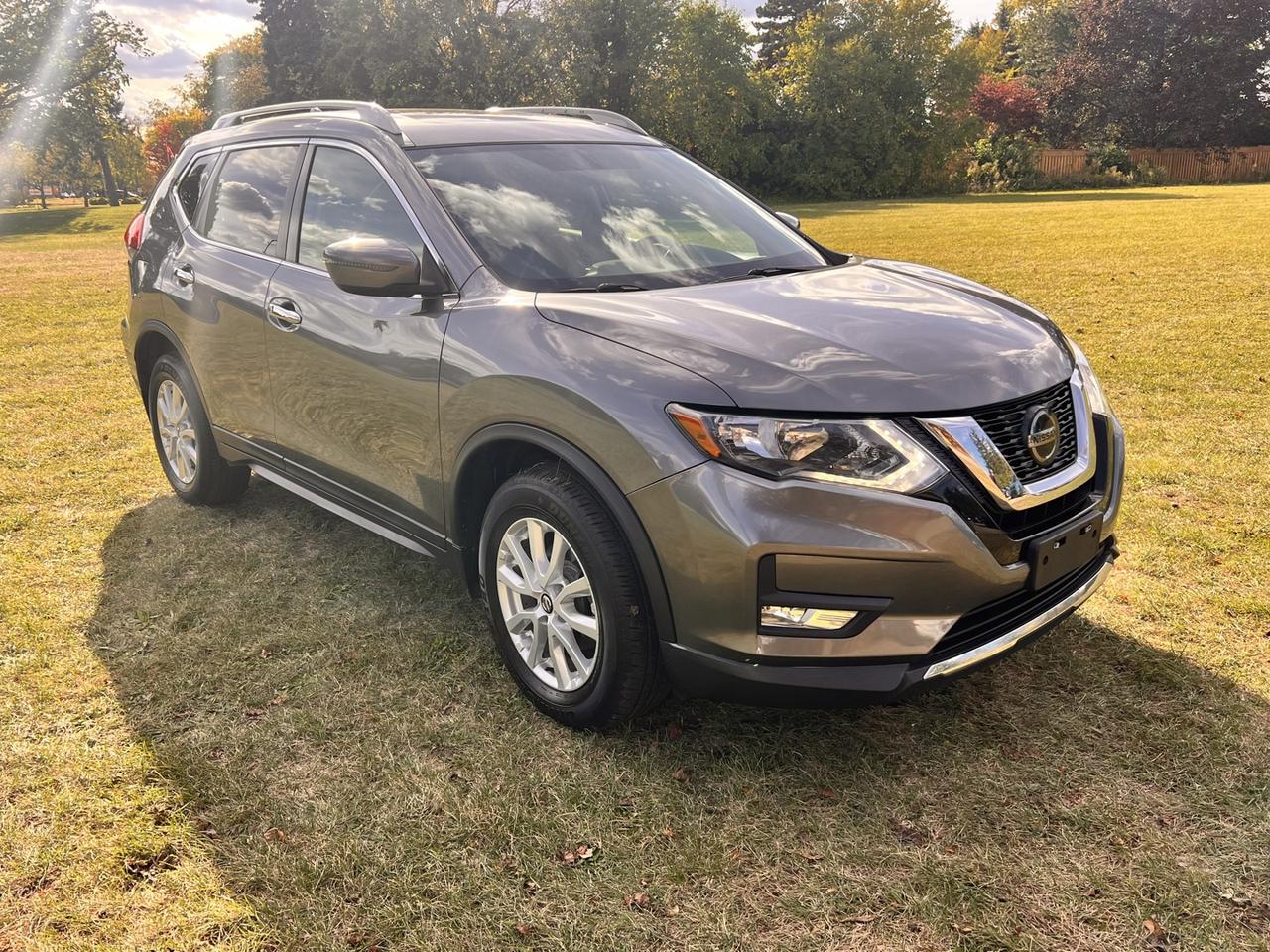 2018 Nissan Rogue SV AWD *Panoramic Roof Photo