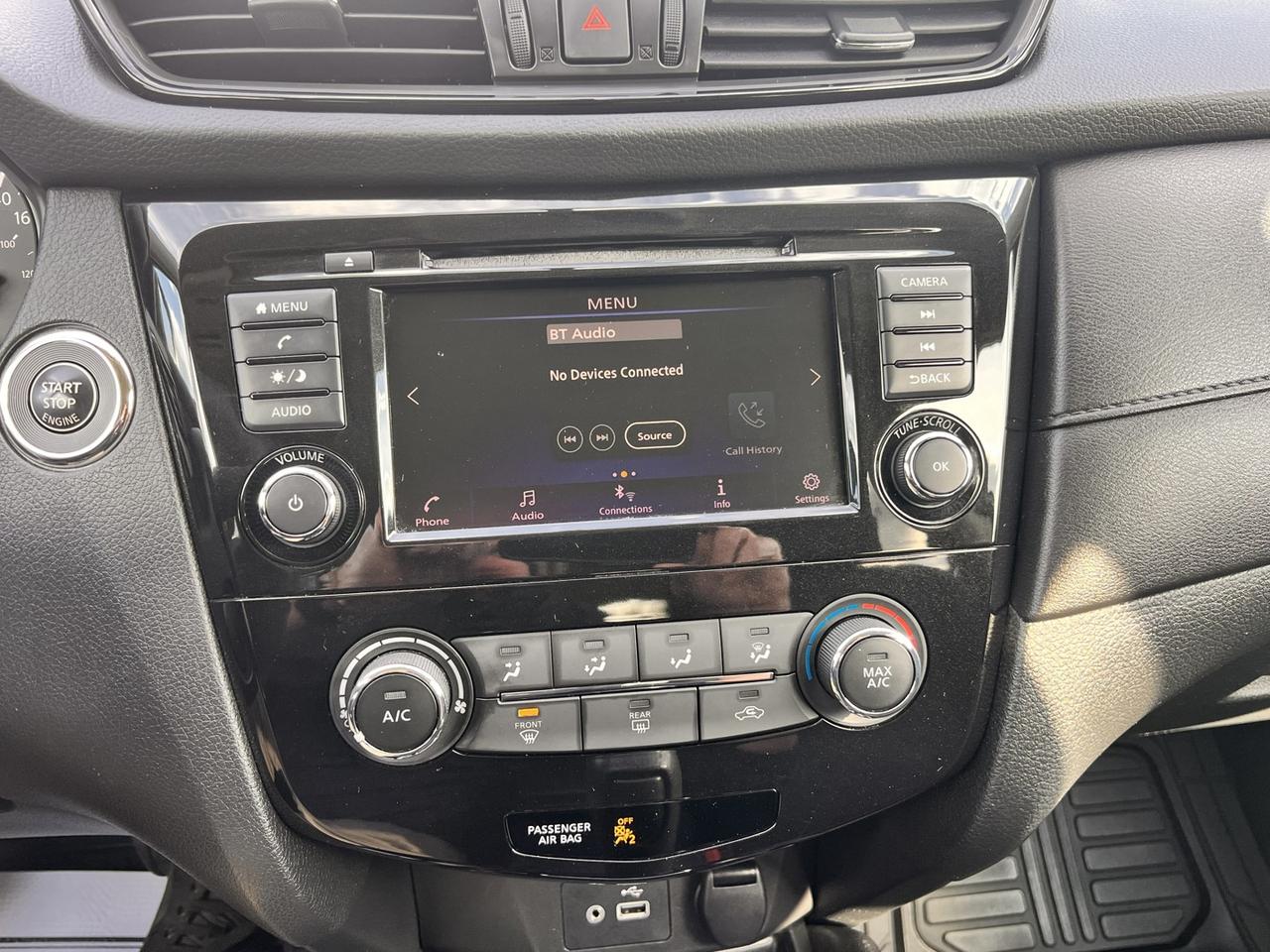 2018 Nissan Rogue SV AWD *Panoramic Roof Photo