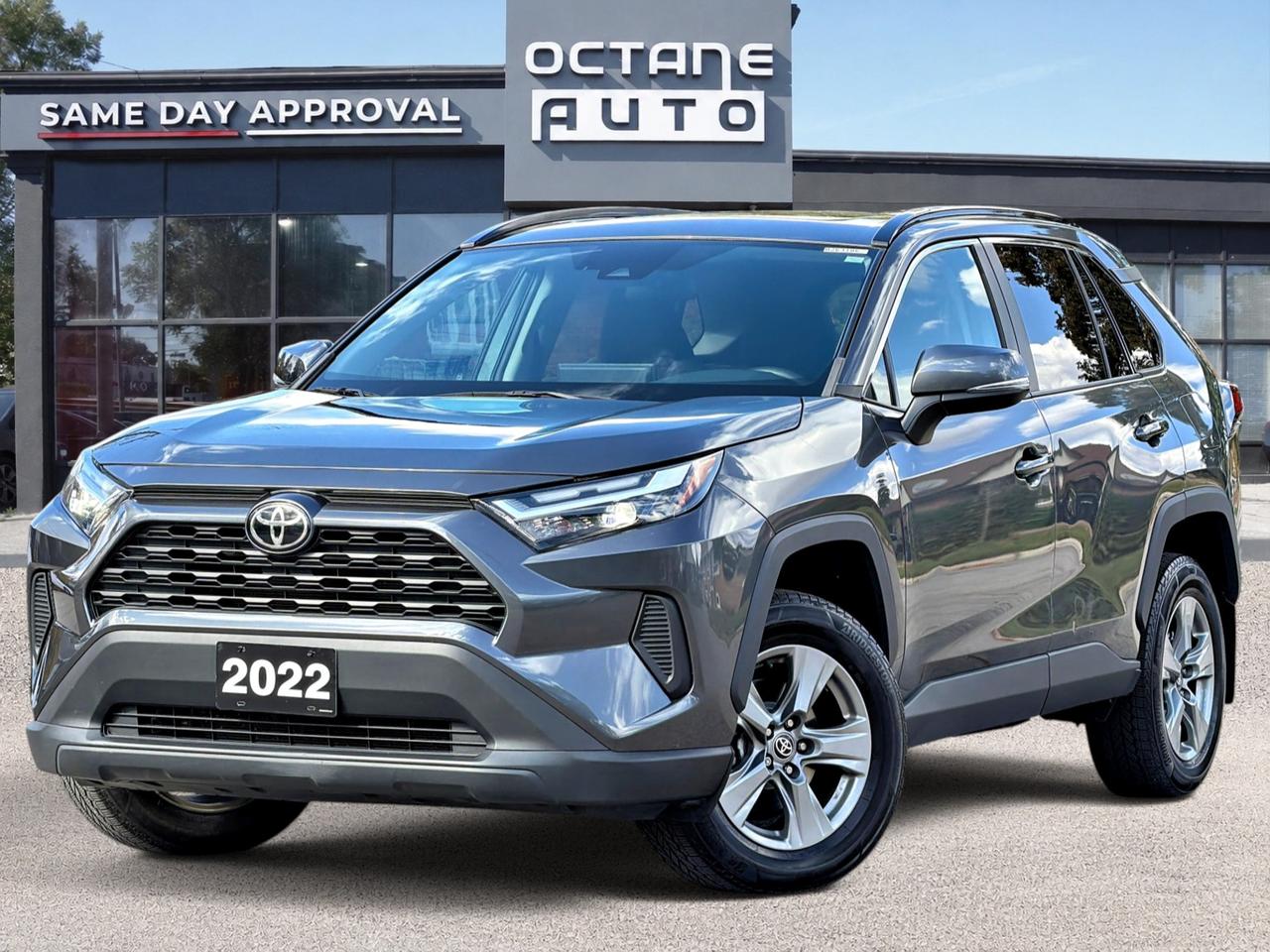 2022 Toyota RAV4 XLE - Photo #1
