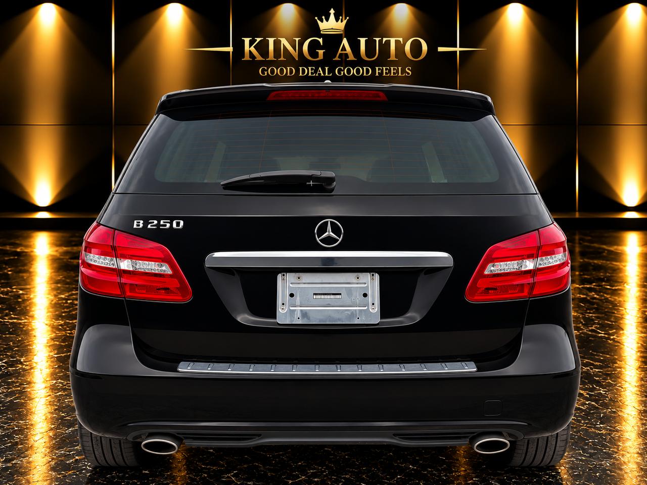 2013 Mercedes-Benz B-Class B 250 Sports Tourer Photo