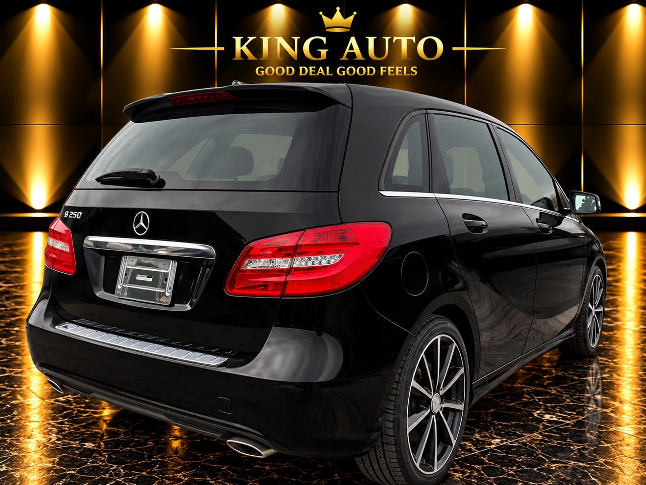 2013 Mercedes-Benz B-Class B 250 Sports Tourer Photo