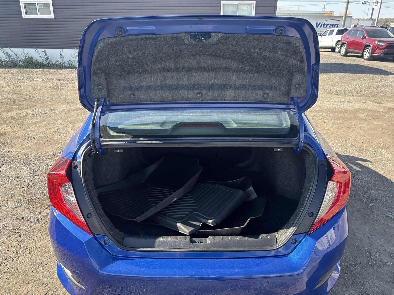 2019 Honda Civic Sport Photo