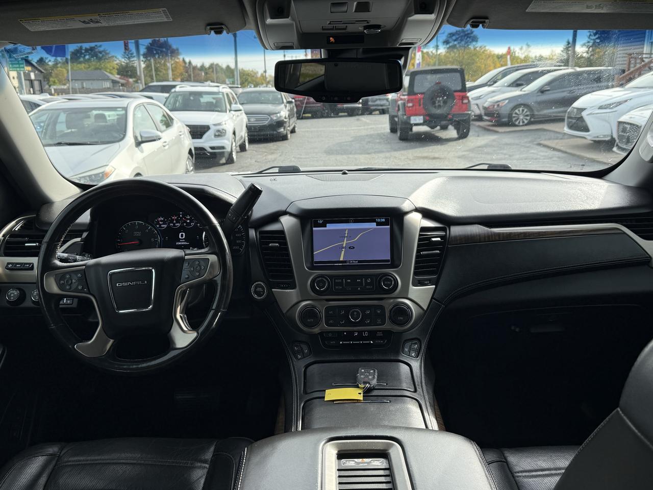 2018 GMC Yukon XL 4WD 4DR DENALI Photo