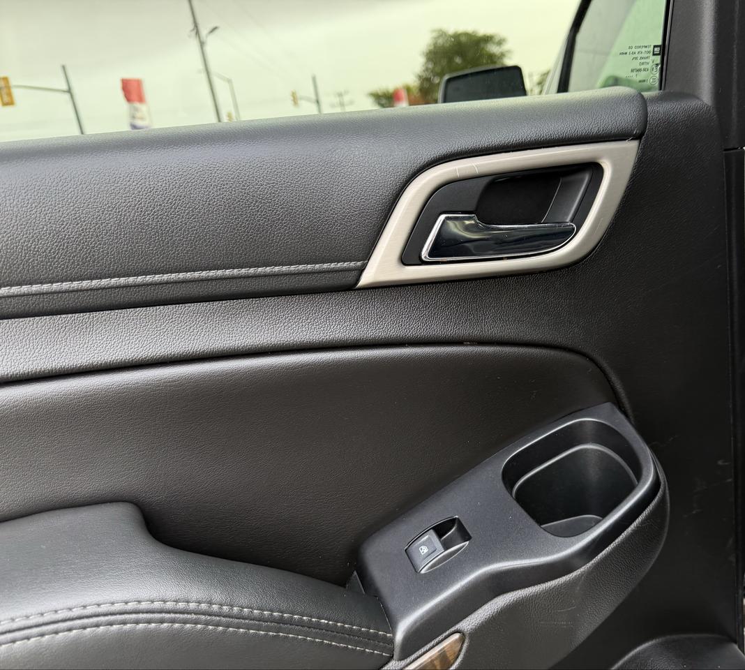 2018 GMC Yukon XL 4WD 4DR DENALI Photo