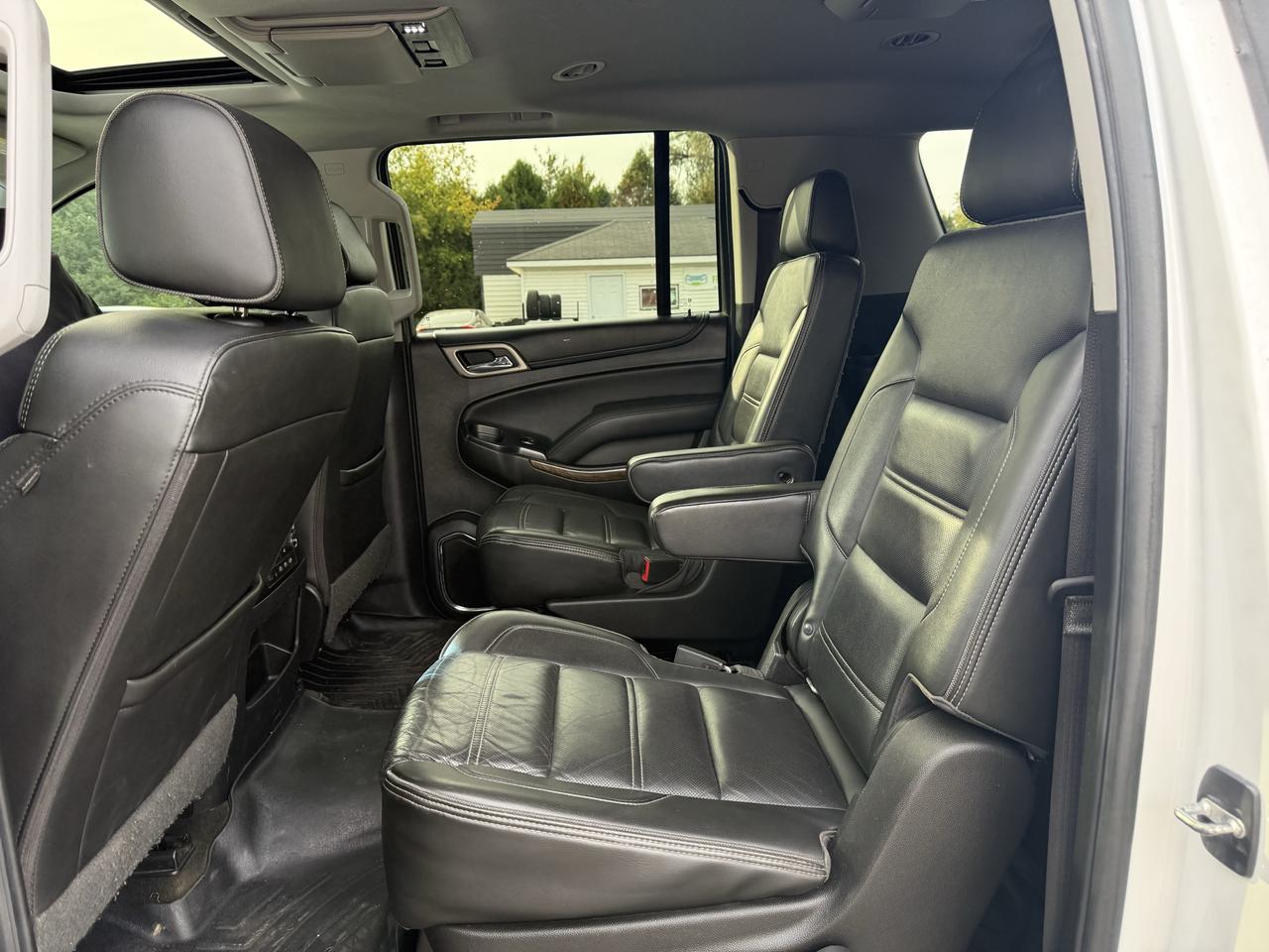 2018 GMC Yukon XL 4WD 4DR DENALI Photo