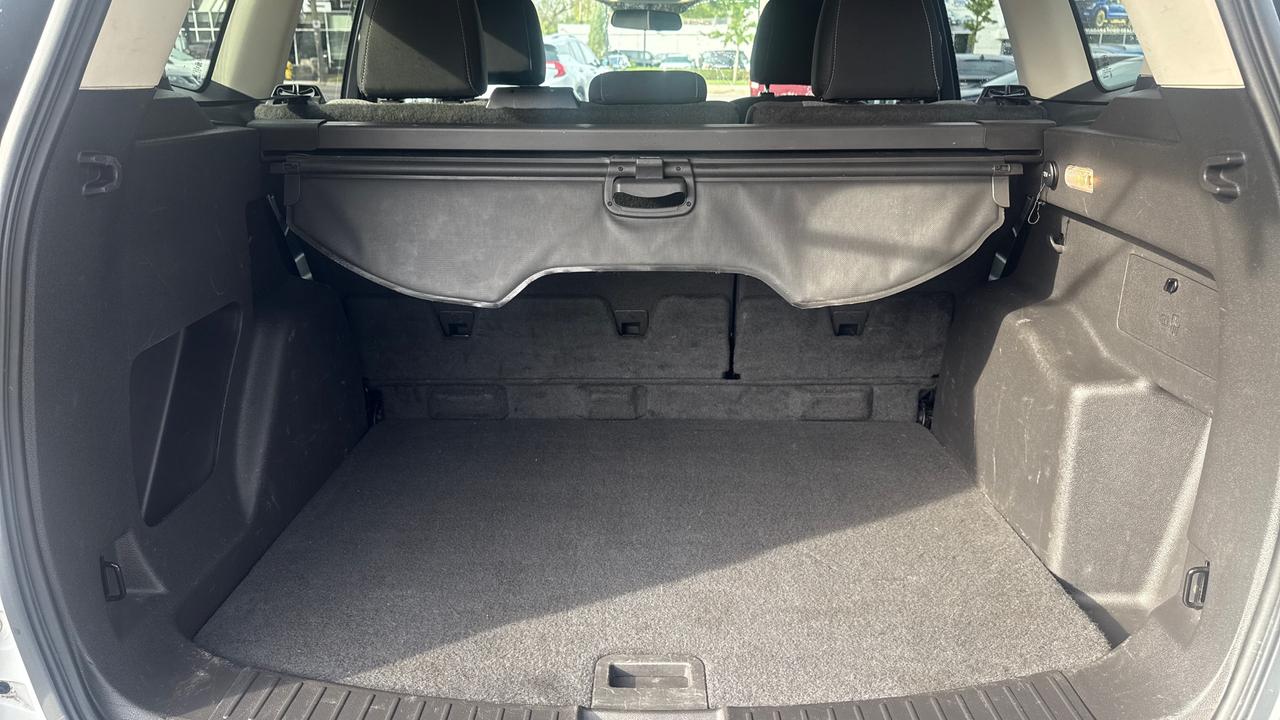 2017 Ford Escape SE Photo