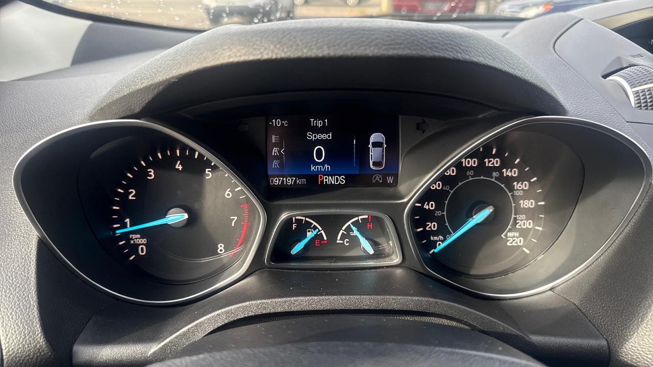 2017 Ford Escape SE Photo