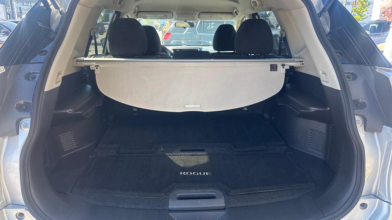 2016 Nissan Rogue S Photo