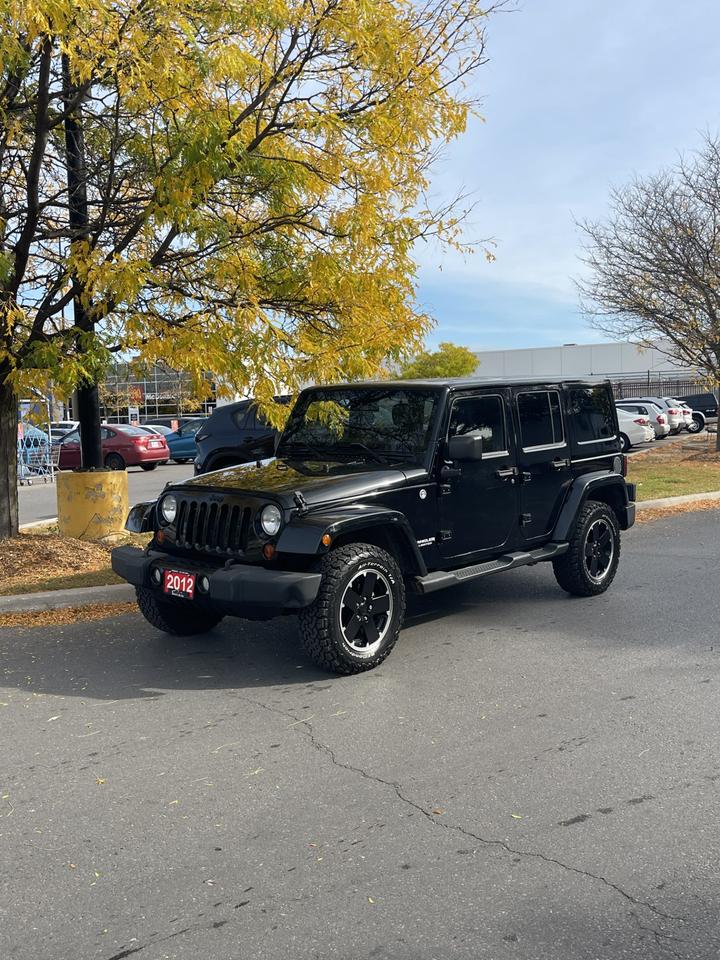 2012 Jeep Wrangler ALTITUDE   LEATHER  6 SPEED MANUAL Photo