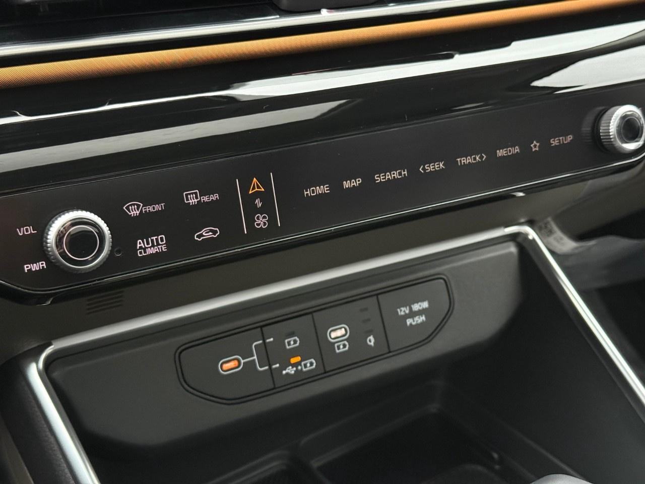2027 Kia Carnival SX  FWD Photo
