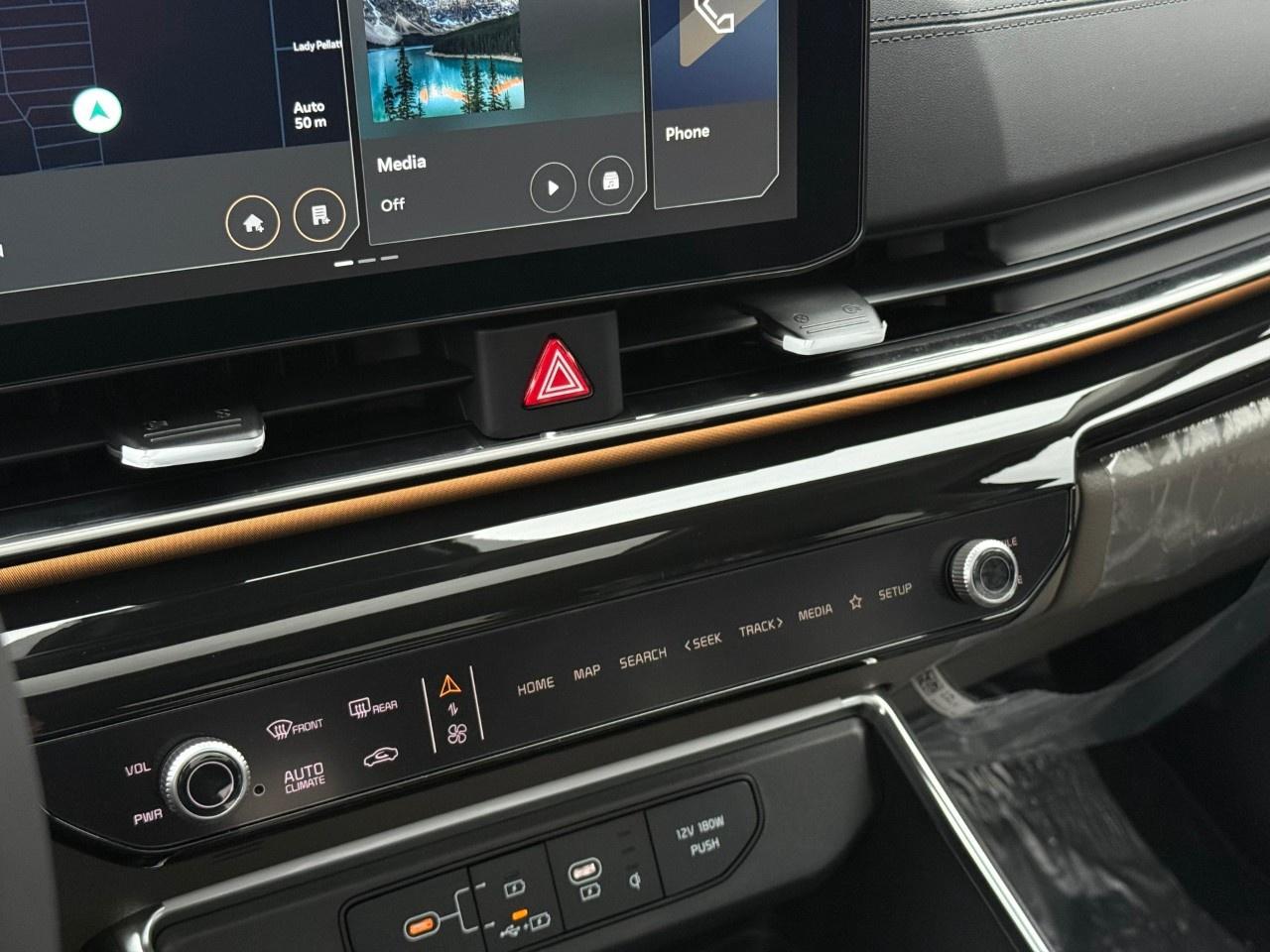 2027 Kia Carnival SX  FWD Photo
