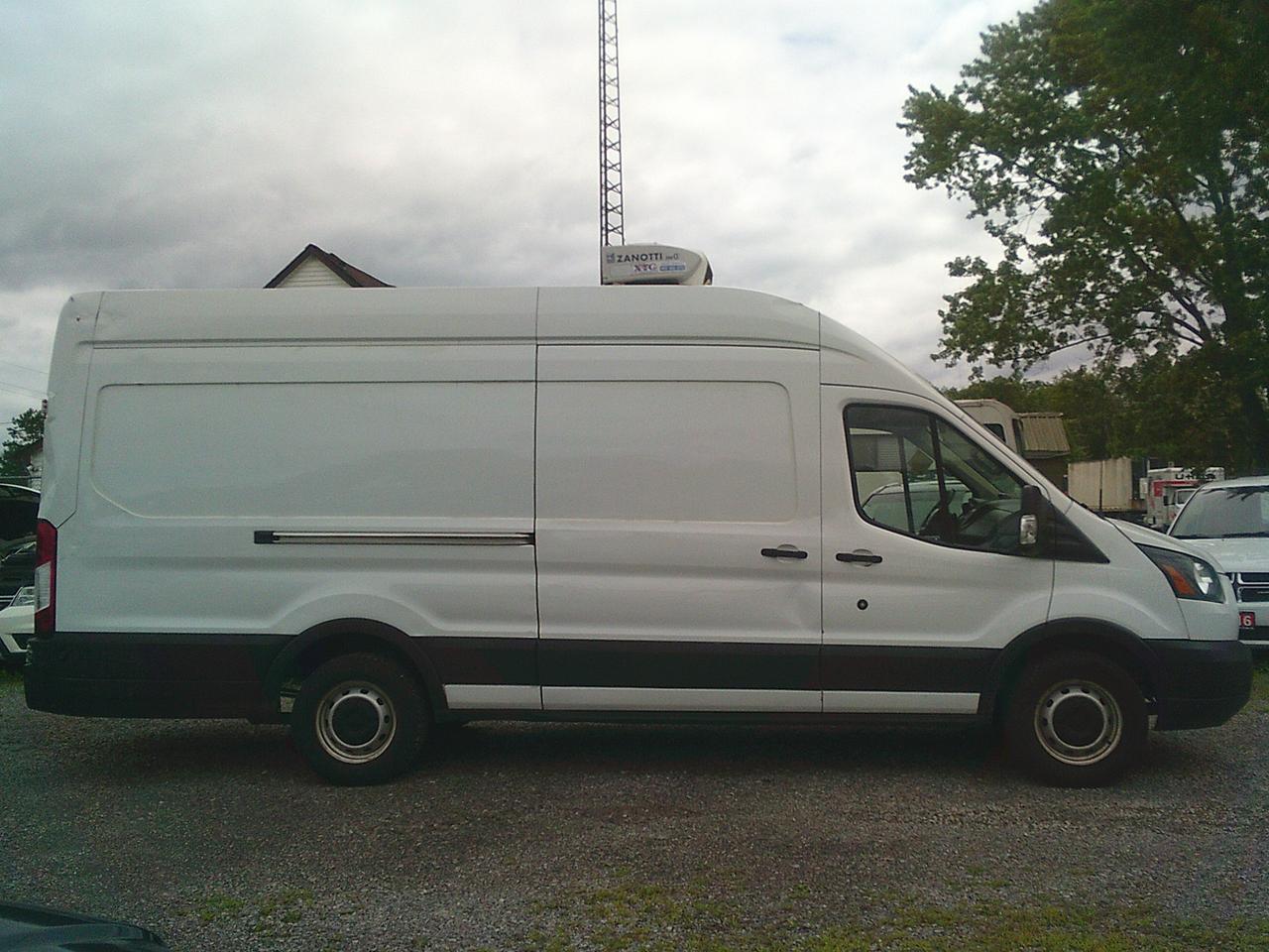 2019 Ford Transit T-350 148" EL HiRf FULLY WORKING REEFER 9500 GVWR Photo