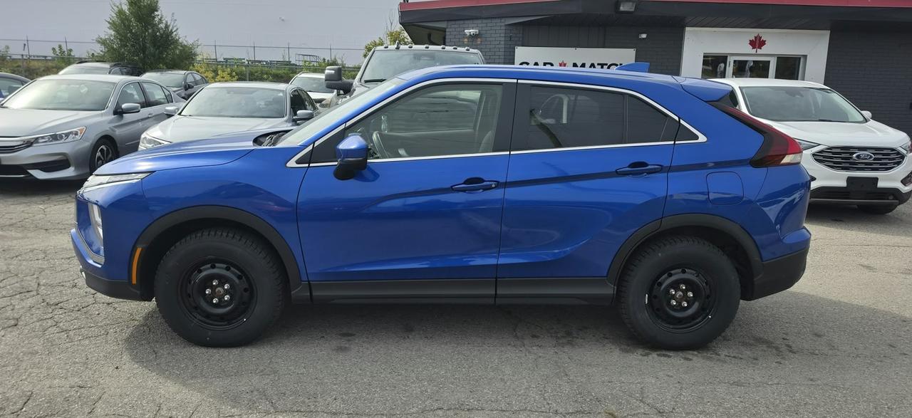 2024 Mitsubishi Eclipse Cross ES / NO ACCIDENTS / 1 OWNER / AWD / HTD SEATS Photo1