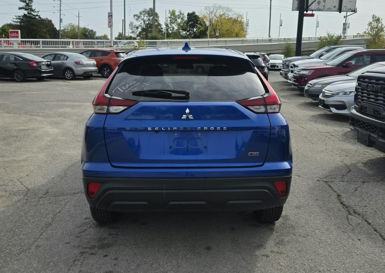 2024 Mitsubishi Eclipse Cross ES / NO ACCIDENTS / 1 OWNER / AWD / HTD SEATS Photo2