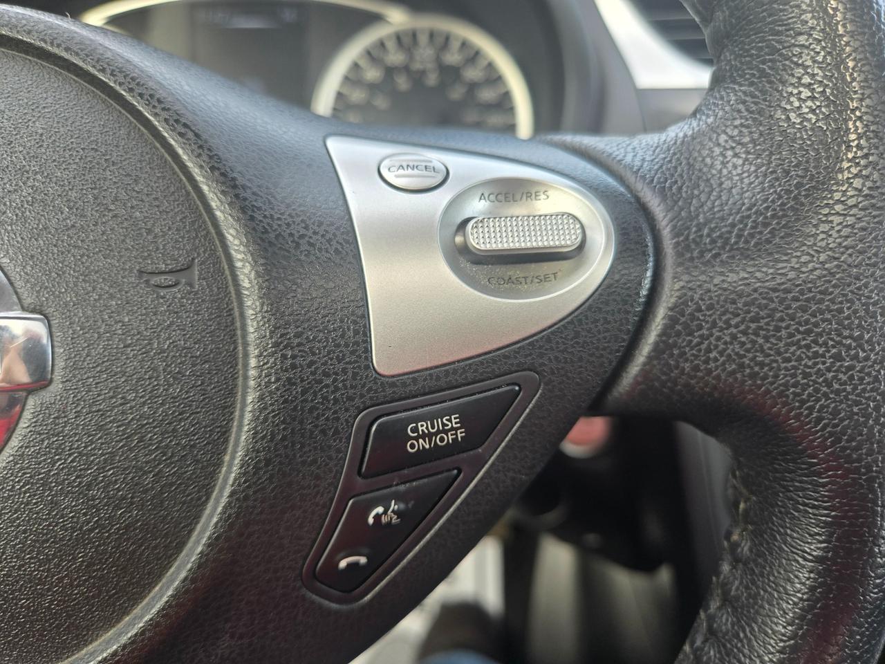 2016 Nissan Sentra SV Photo