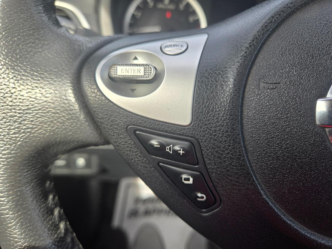 2016 Nissan Sentra SV Photo