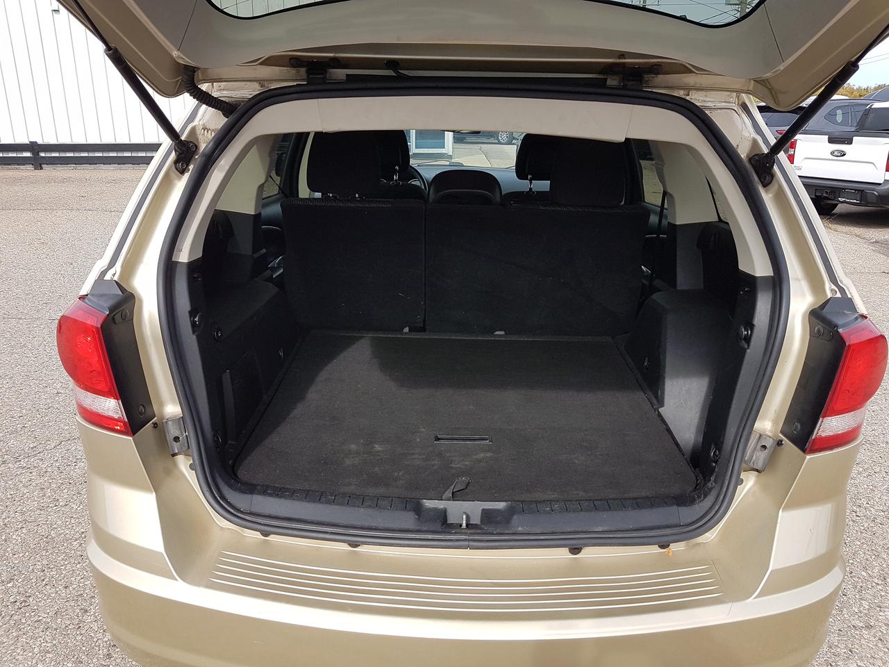 2011 Dodge Journey  Photo