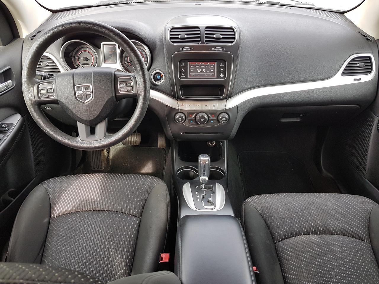2011 Dodge Journey  Photo