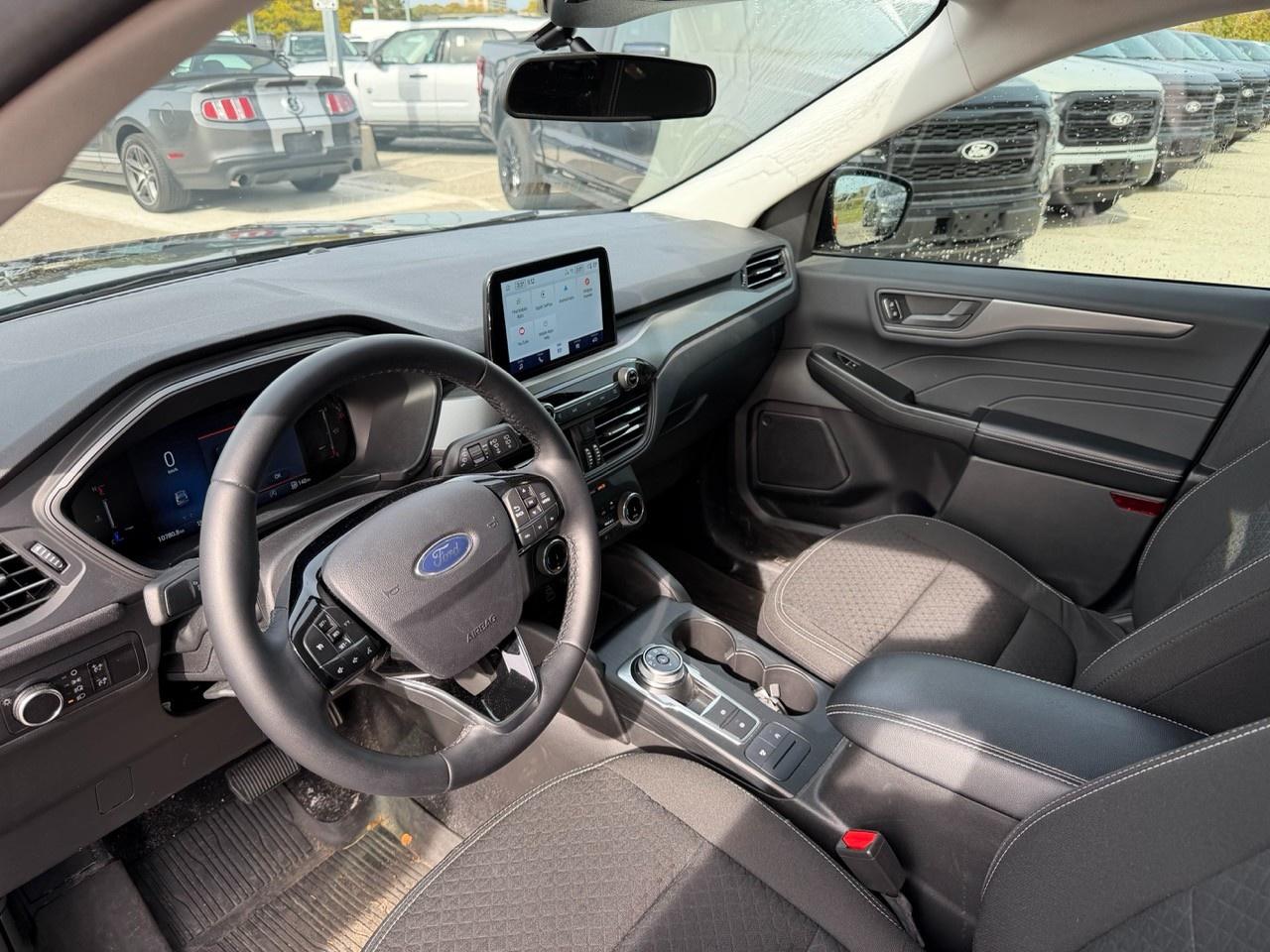 2025 Ford Escape Active 200A|*CPO*|COLD WTH PK|HTD STEER|1 OWNER|LOW KM Photo