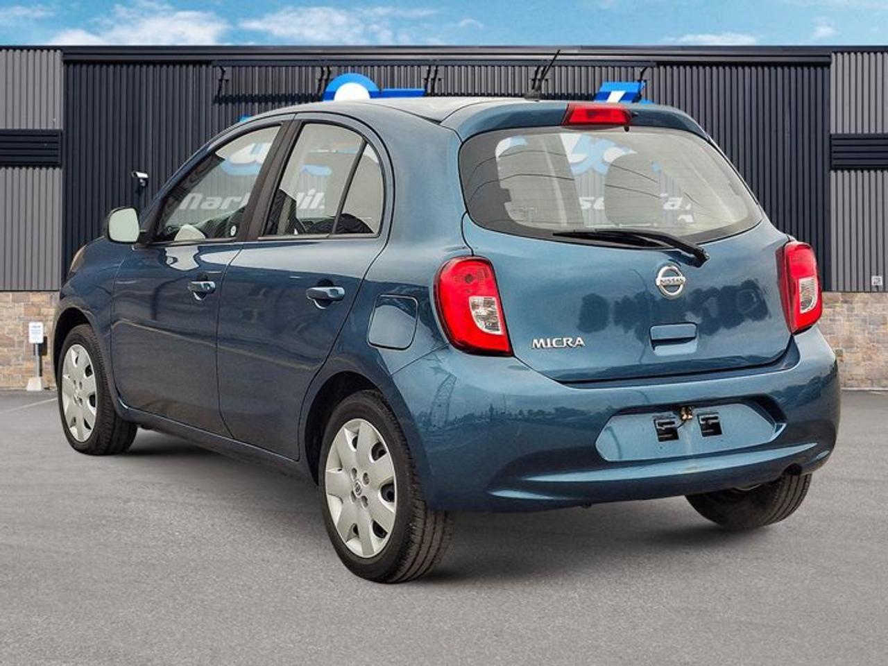 2017 Nissan Micra SV Hatchback | Auto | A/C | Keyless Entry | Power Windows + Locks | Cruise and More ! Photo