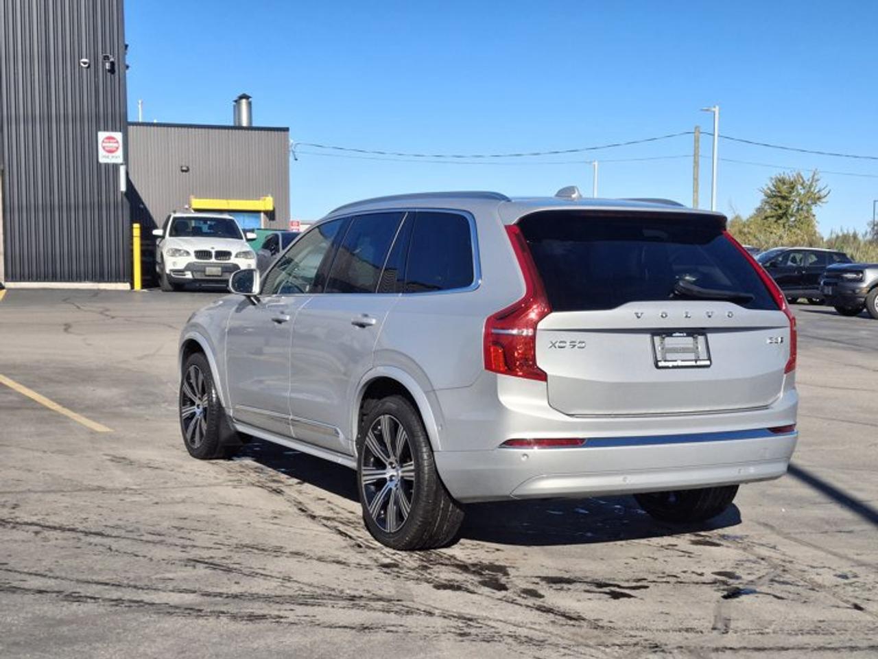 2023 Volvo XC90 Ultimate Bright Theme Photo