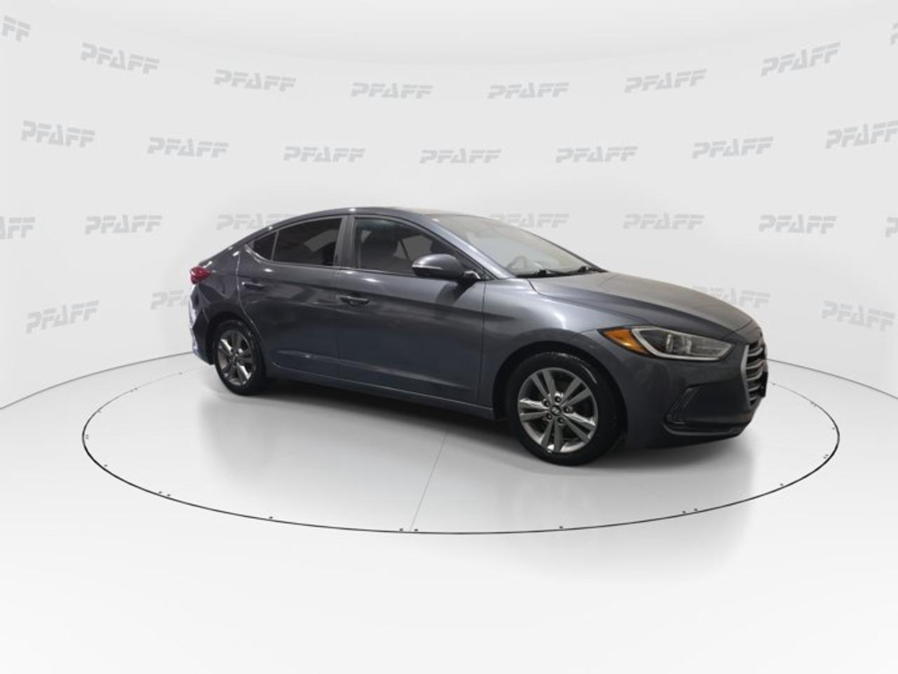 2017 Hyundai Elantra GL Photo1