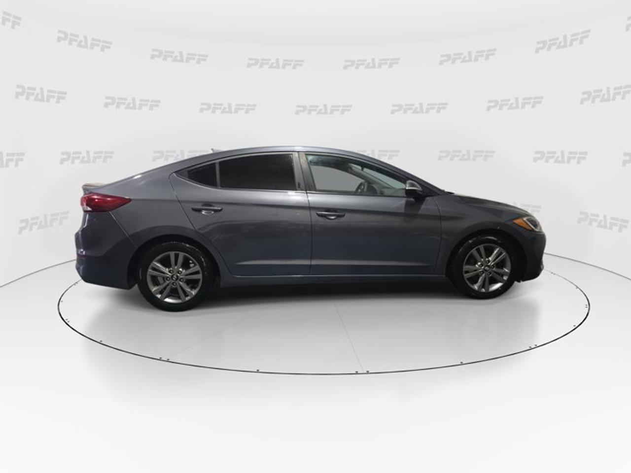 2017 Hyundai Elantra GL Photo