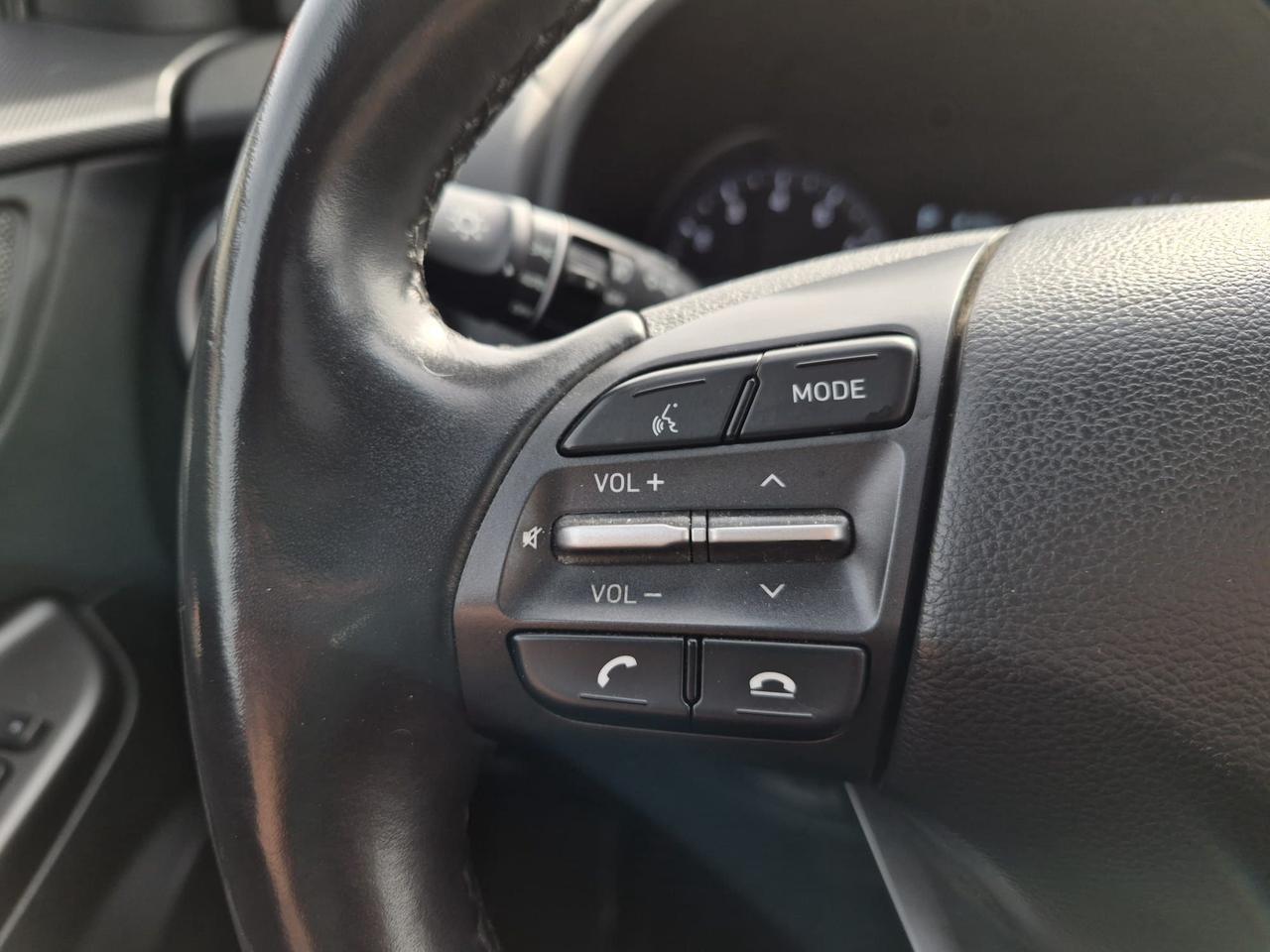 2020 Hyundai KONA 2.0L Luxury AWD Photo