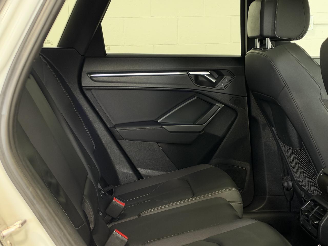 2019 Audi Q3 Technik S-Line, Navi, Sunroof, 360Cam Photo