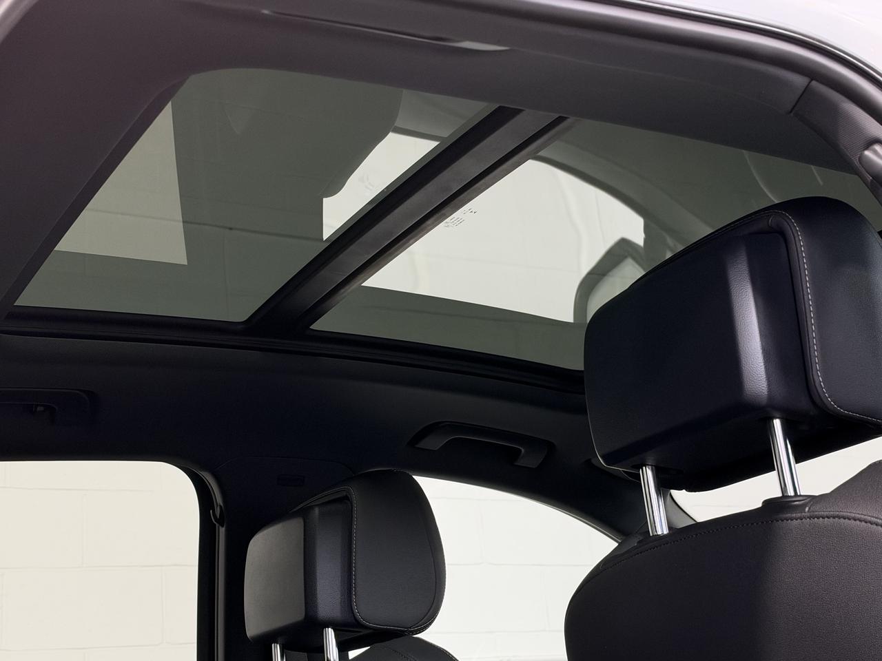 2019 Audi Q3 Technik S-Line, Navi, Sunroof, 360Cam Photo