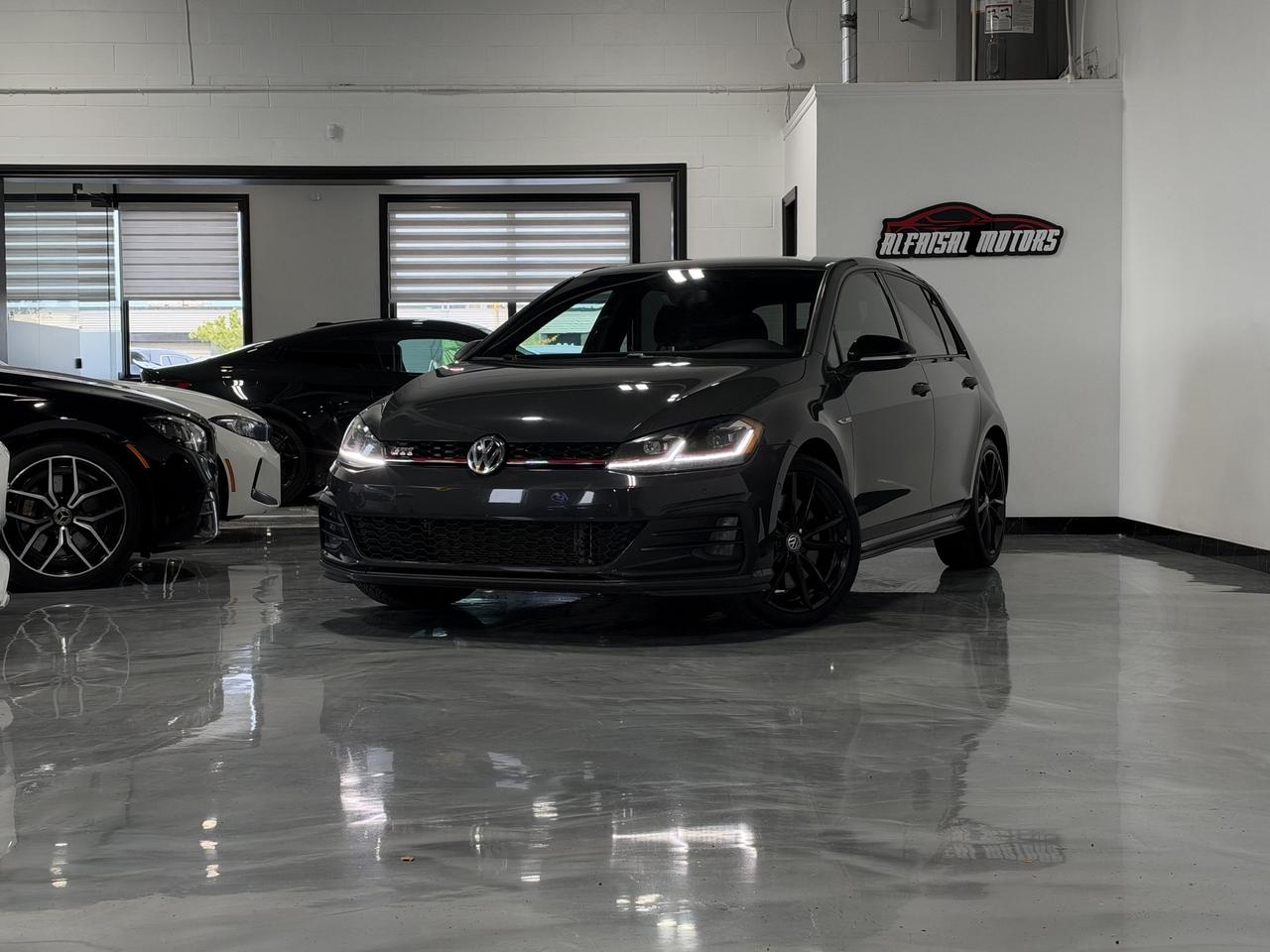 2019 Volkswagen Golf Autobahn Photo