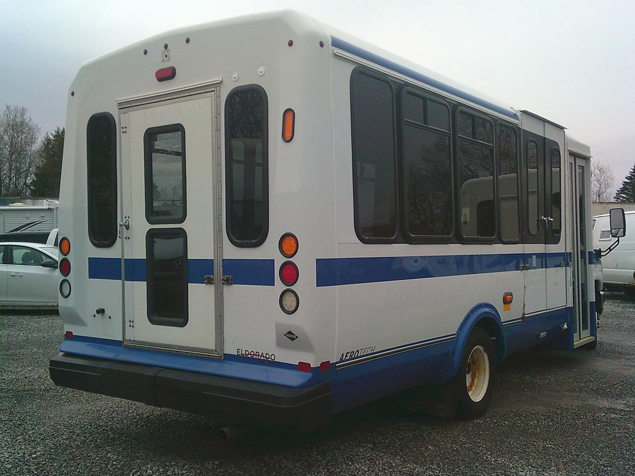 2017 Ford Econoline E-350 Super Duty Bus 158 DRW 7 PASS + WHEELCHAIR Photo