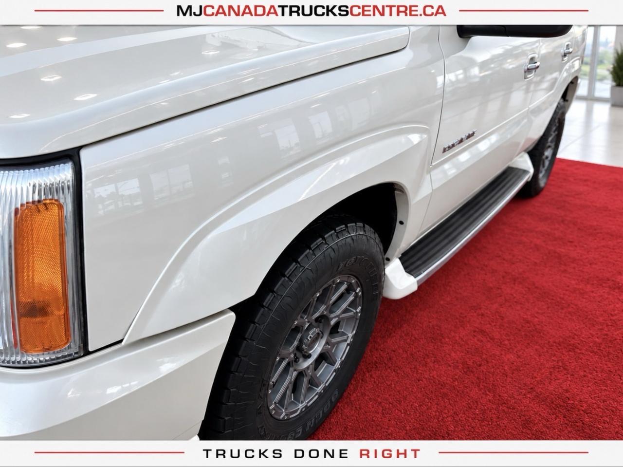 2004 Cadillac Escalade Luxury Showroom Condition ( Sold Unit ) Photo