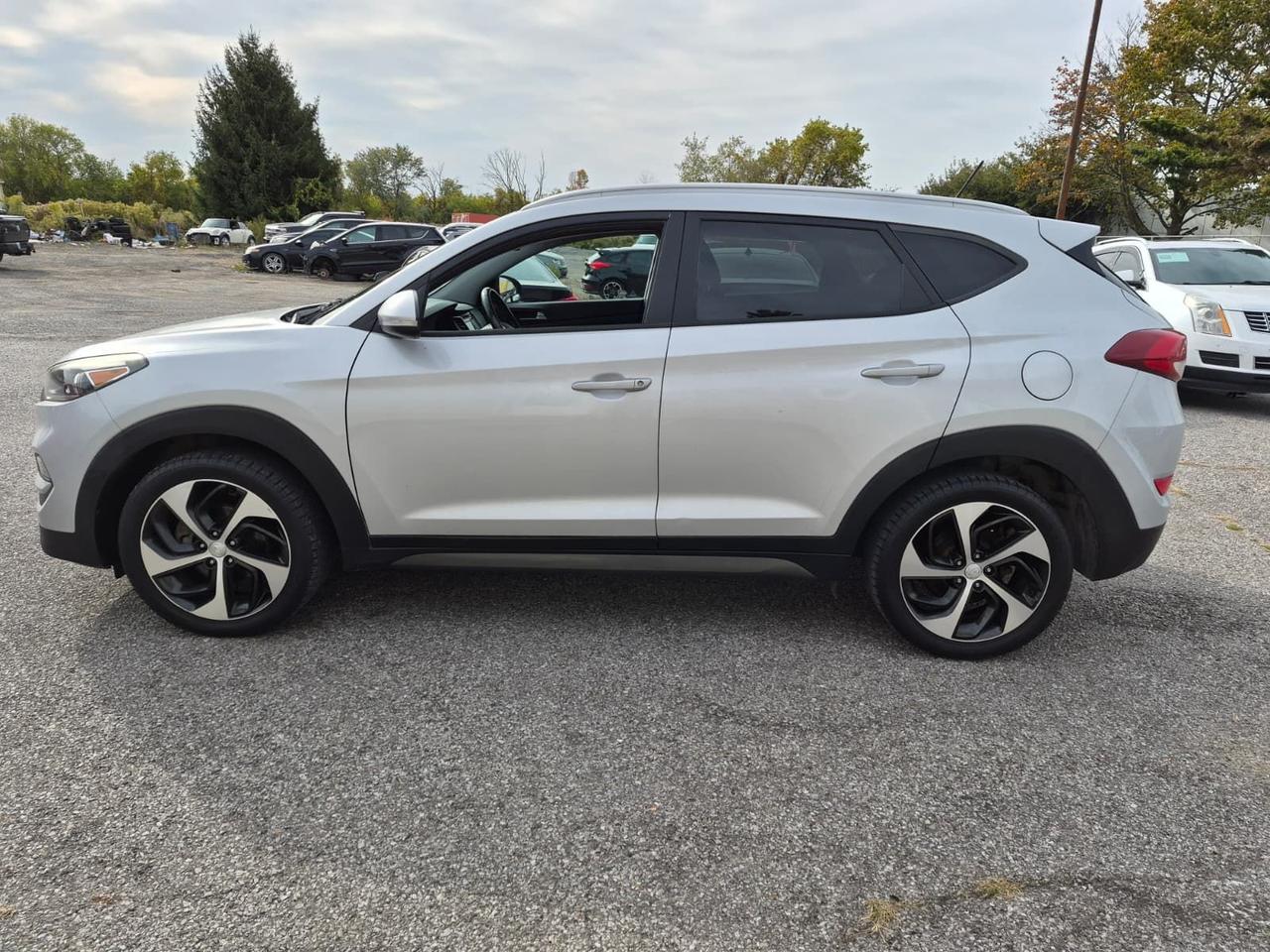 2016 Hyundai Tucson Premium Photo3