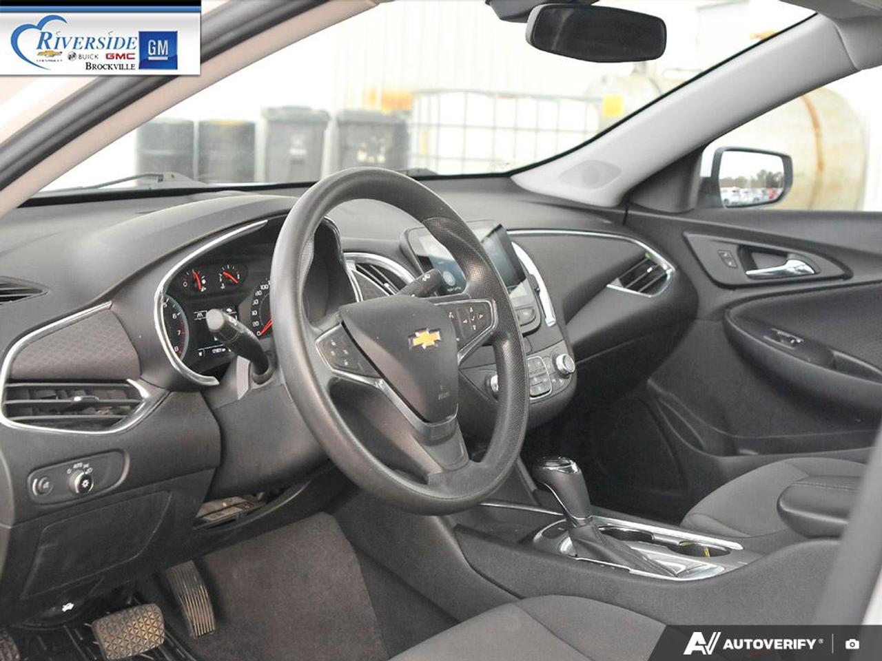 2019 Chevrolet Malibu LT Photo