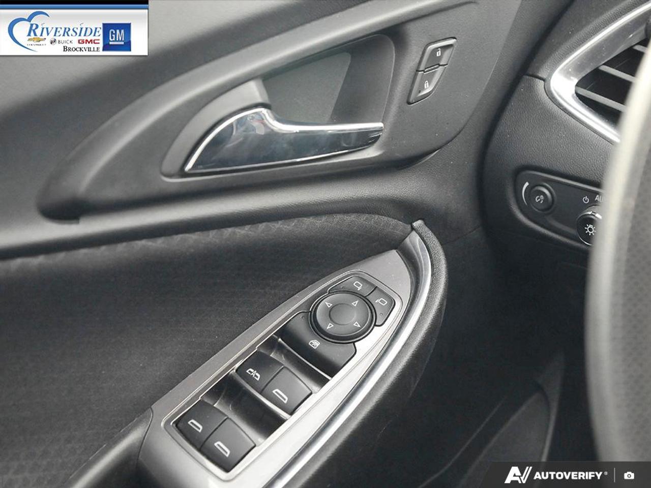 2019 Chevrolet Malibu LT Photo