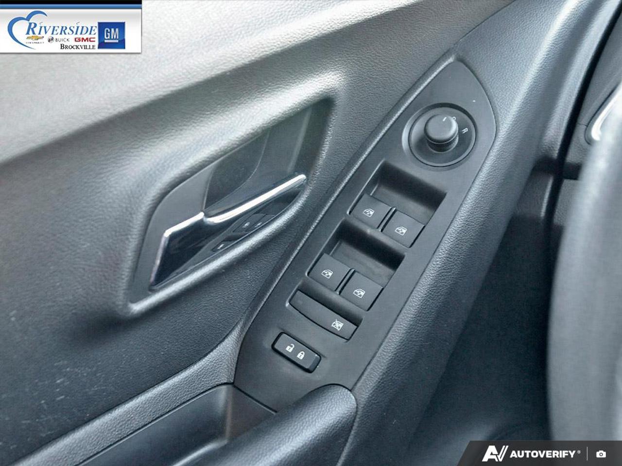 2020 Chevrolet Trax LS Photo