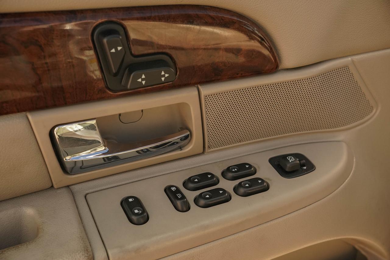 2007 Mercury Grand Marquis LS Ultimate Photo