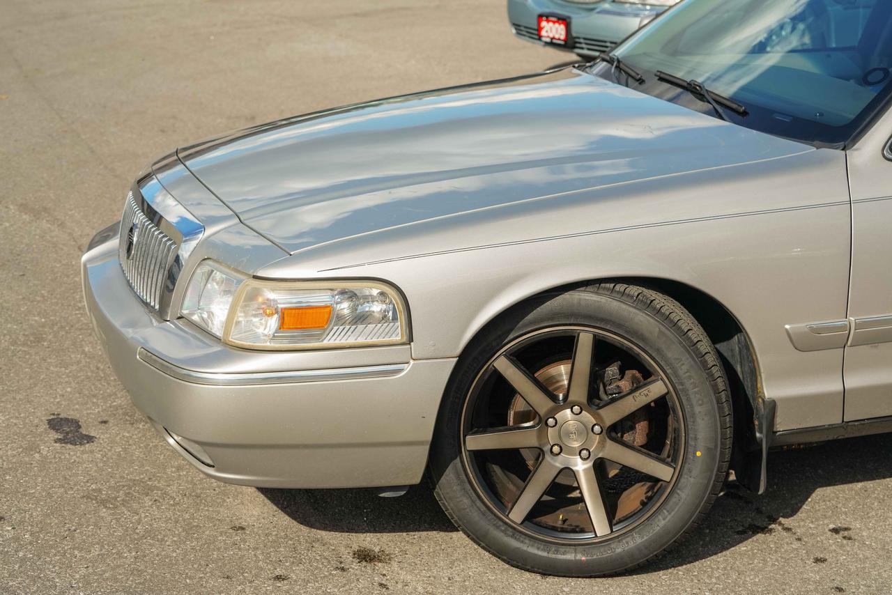 2007 Mercury Grand Marquis LS Ultimate Photo