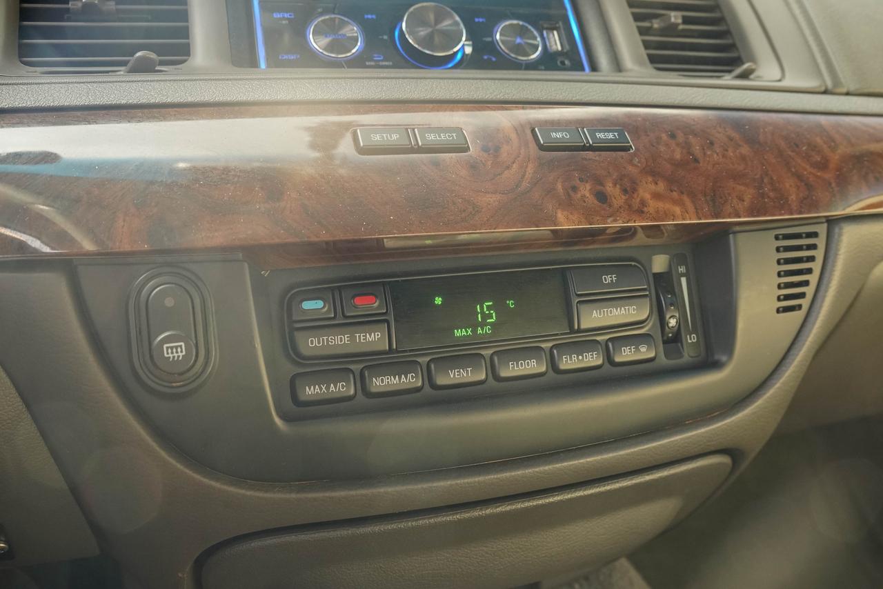 2007 Mercury Grand Marquis LS Ultimate Photo