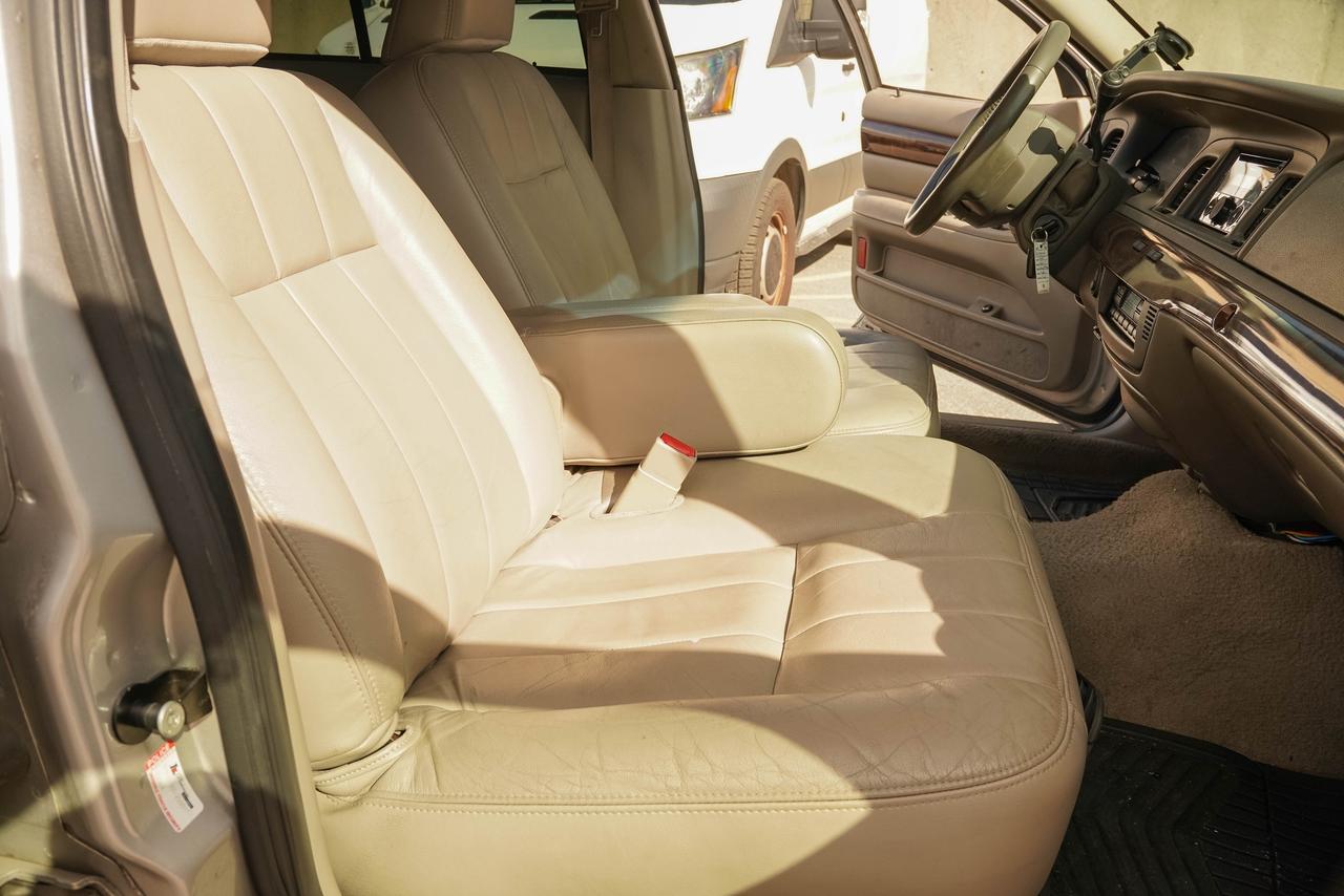 2007 Mercury Grand Marquis LS Ultimate Photo