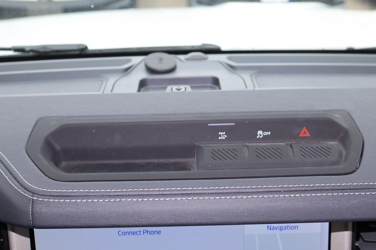 2026 Ford Bronco OUTER BANKS 4 DOOR 4X4 Photo