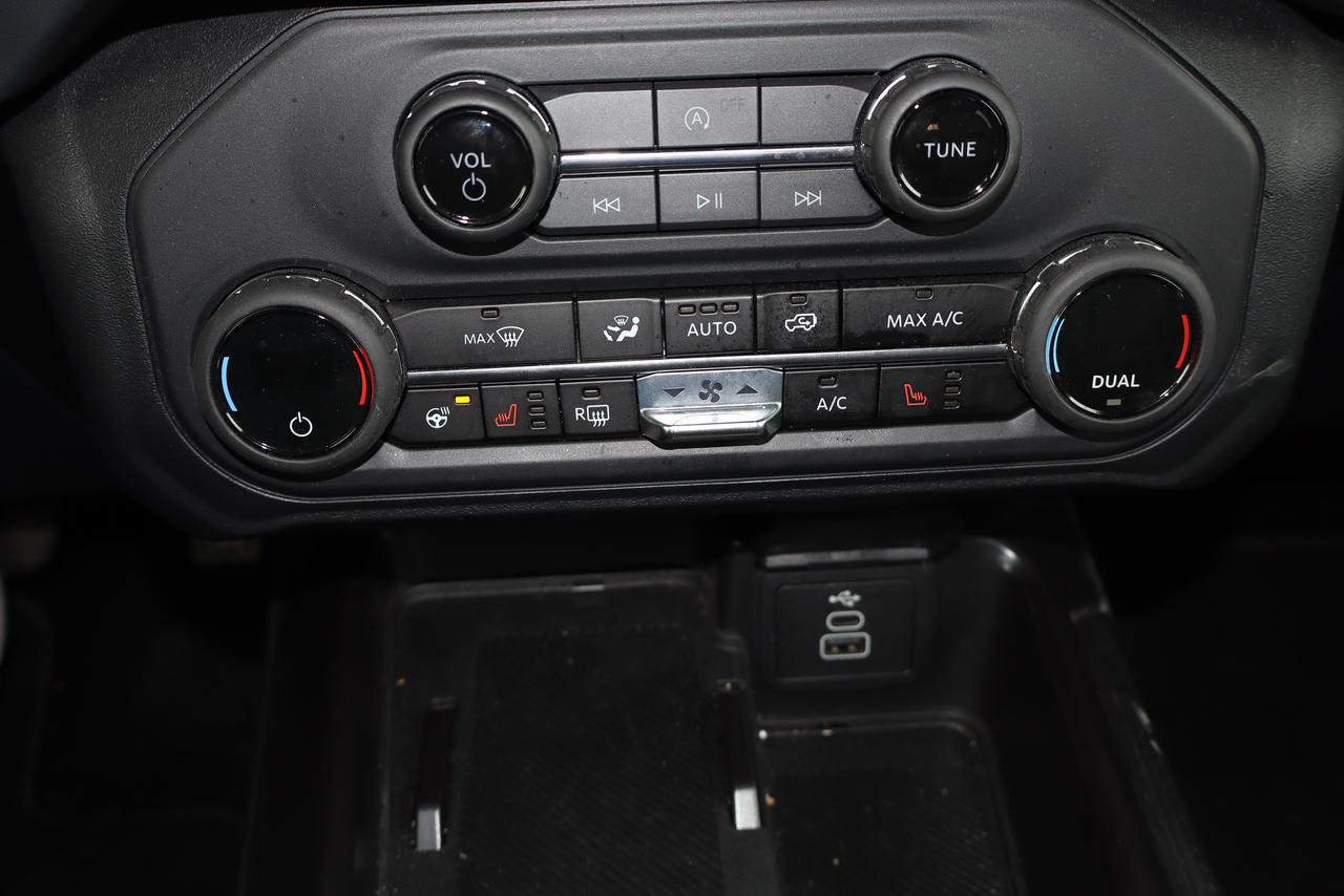 2026 Ford Bronco OUTER BANKS 4 DOOR 4X4 Photo